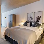 Limehome Maximilian Welsch Str Апарт-отель 3*