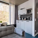 Apart-hotel Limehome Maximilian Welsch Str