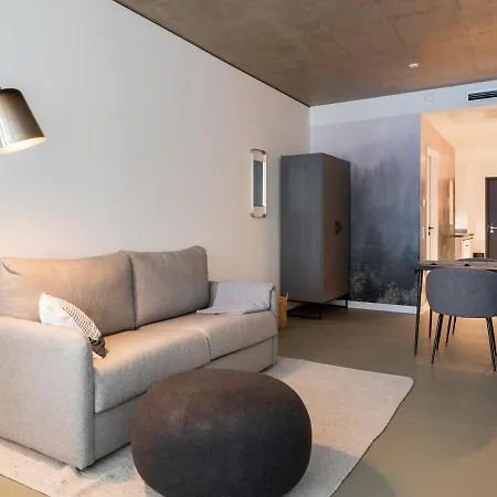 Limehome Maximilian-welsch-str. Aparthotel