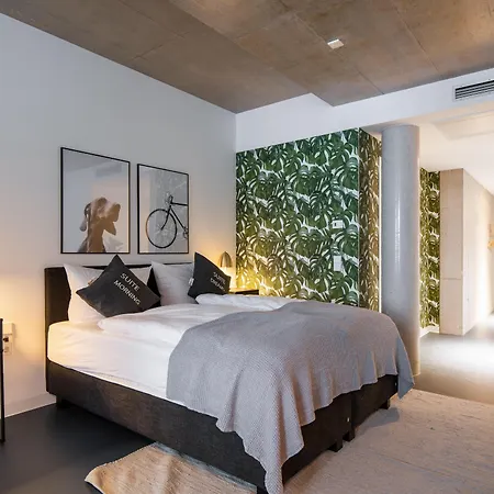 Apart Otel Limehome Maximilian Welsch Str 3*