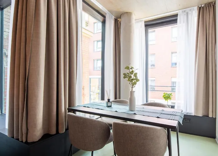 Limehome Maximilian Welsch Str Apart Otel 3*