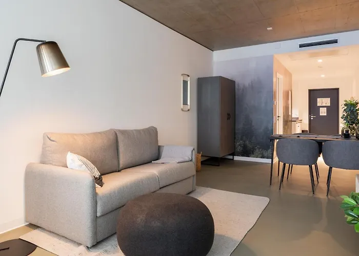 Limehome Maximilian Welsch Str Apart Otel