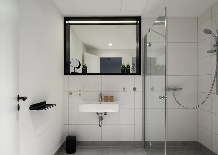 Limehome Maximilian Welsch Str Aparthotel